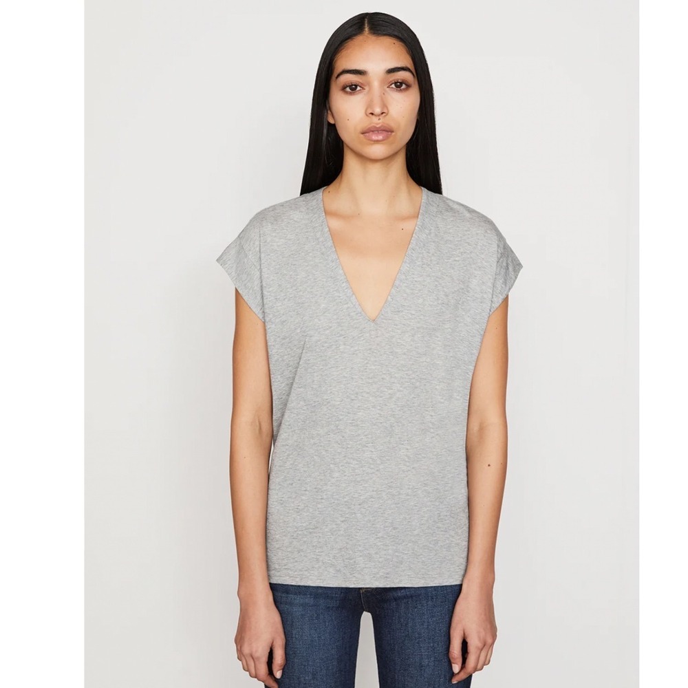 FRAME Le Mid Rise V Neck Tee Medium Pima Cotton Layered boho staple luxury‎